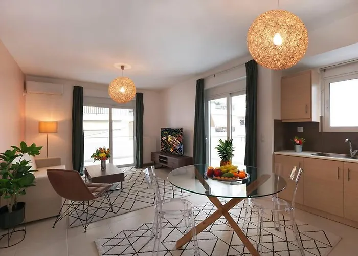 Pagrati Cozy Apartment In Athens