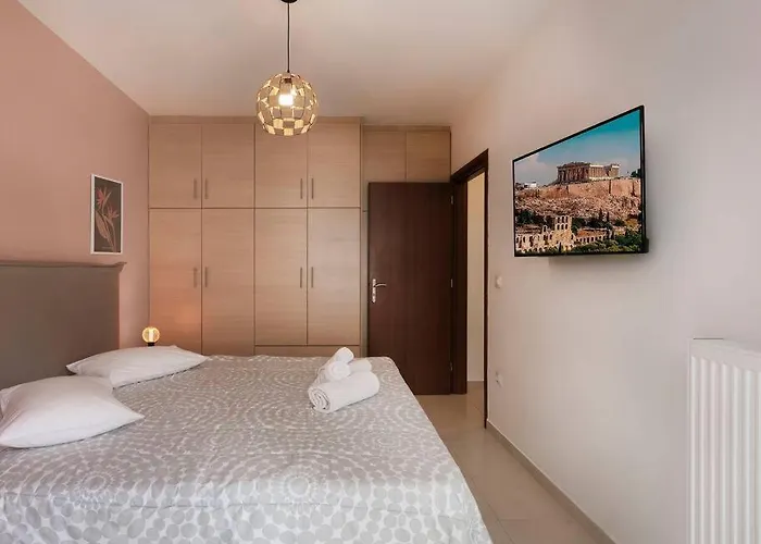 Pagrati Cozy Apartment In Athens